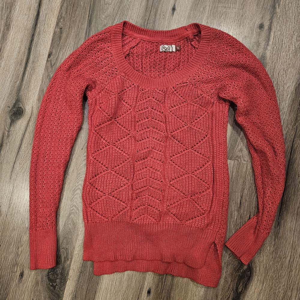 SO Women's Vibrant Pink Crew Neck Sweater